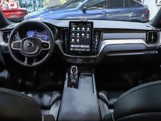 Volvo XC60 2.0 T8 PHEV POLESTAR ENGINEERED AWD GEARTRONIC 2025/2026 VIA BELLA VEÍCULOS ESPECIAIS CAXIAS DO SUL / Carros no Vale