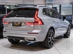 Volvo XC60 2.0 T8 PHEV POLESTAR ENGINEERED AWD GEARTRONIC 2025/2026 VIA BELLA VEÍCULOS ESPECIAIS CAXIAS DO SUL / Carros no Vale