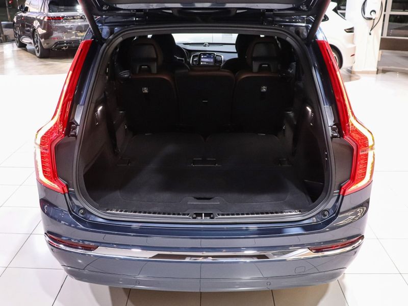 Volvo XC90 2.0 T8 RECHARGE ULTIMATE AWD GEARTRONIC 2023/2023 VIA BELLA VEÍCULOS ESPECIAIS CAXIAS DO SUL / Carros no Vale Volvo XC90 2.0 T8 RECHARGE ULTIMATE AWD GEARTRONIC 2023/2023 VIA BELLA VEÍCULOS ESPECIAIS CAXIAS DO SUL / Carros no Vale