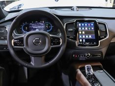 Volvo XC90 2.0 T8 RECHARGE ULTIMATE AWD GEARTRONIC 2023/2023 VIA BELLA VEÍCULOS ESPECIAIS CAXIAS DO SUL / Carros no Vale