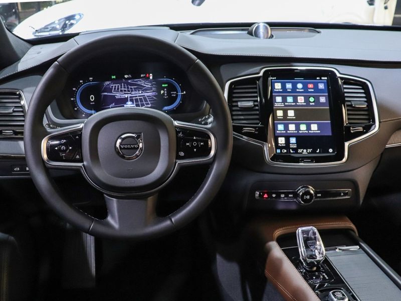 Volvo XC90 2.0 T8 RECHARGE ULTIMATE AWD GEARTRONIC 2023/2023 VIA BELLA VEÍCULOS ESPECIAIS CAXIAS DO SUL / Carros no Vale Volvo XC90 2.0 T8 RECHARGE ULTIMATE AWD GEARTRONIC 2023/2023 VIA BELLA VEÍCULOS ESPECIAIS CAXIAS DO SUL / Carros no Vale