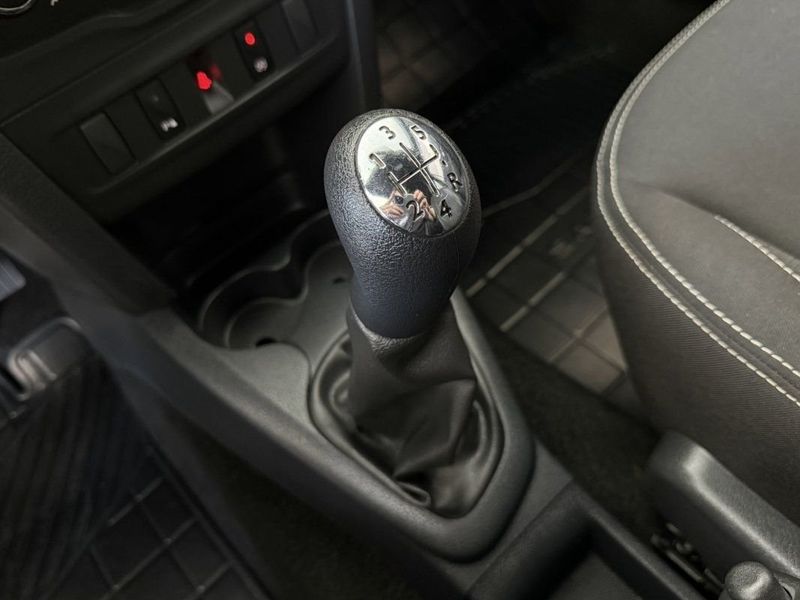 Renault SANDERO STEPWAY ZEN 1.6 2024 SÓ MOTOS E AUTOMÓVEIS SANTA CRUZ DO SUL / Carros no Vale