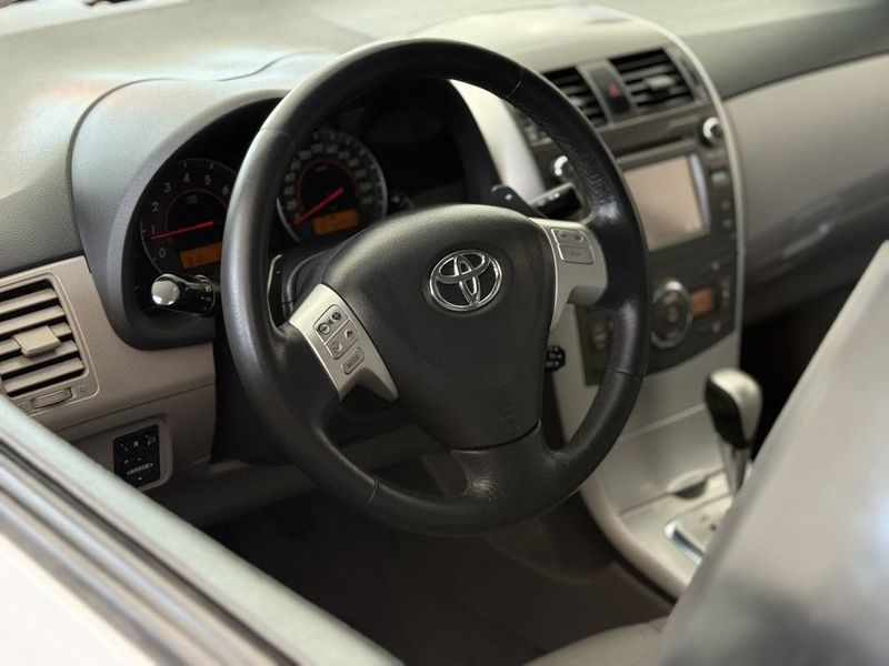 Toyota COROLLA XEI 2.0 2014 SÓ MOTOS E AUTOMÓVEIS SANTA CRUZ DO SUL / Carros no Vale