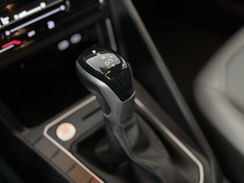 VOLKSWAGEN NIVUS HIGHLINE 1.0 200 TSI AT6 2023 SÓ MOTOS E AUTOMÓVEIS SANTA CRUZ DO SUL / Carros no Vale VOLKSWAGEN NIVUS HIGHLINE 1.0 200 TSI AT6 2023 SÓ MOTOS E AUTOMÓVEIS SANTA CRUZ DO SUL / Carros no Vale