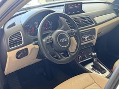 Audi Q3 1.4 Tfsi 150cv Attraction 2015/2016 COVEL VEICULOS ENCANTADO / Carros no Vale
