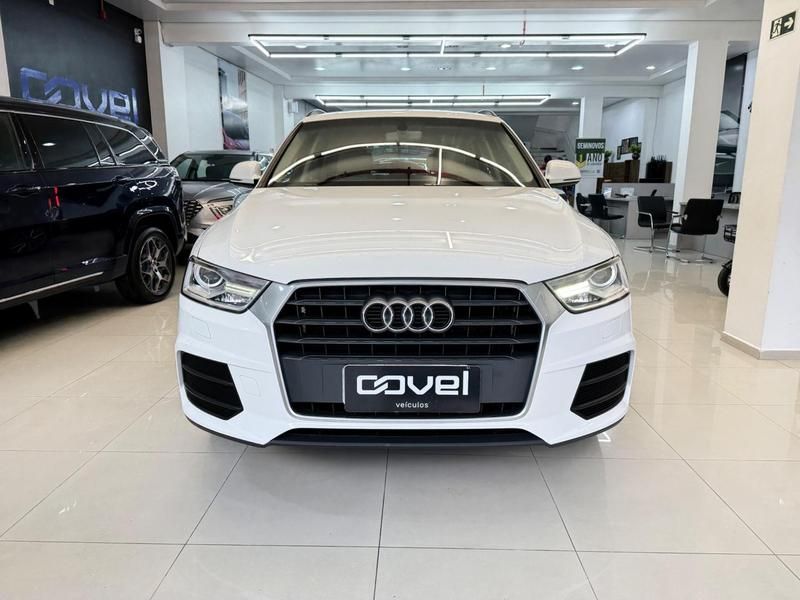 Audi Q3 1.4 Tfsi 150cv Attraction 2015/2016 COVEL VEICULOS ENCANTADO / Carros no Vale Audi Q3 1.4 Tfsi 150cv Attraction 2015/2016 COVEL VEICULOS ENCANTADO / Carros no Vale