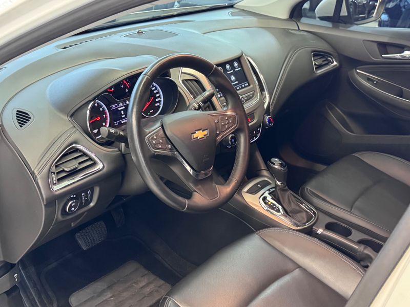 Chevrolet Cruze 1.4 Turbo Lt 16v 2022/2023 COVEL VEICULOS ENCANTADO / Carros no Vale Chevrolet Cruze 1.4 Turbo Lt 16v 2022/2023 COVEL VEICULOS ENCANTADO / Carros no Vale