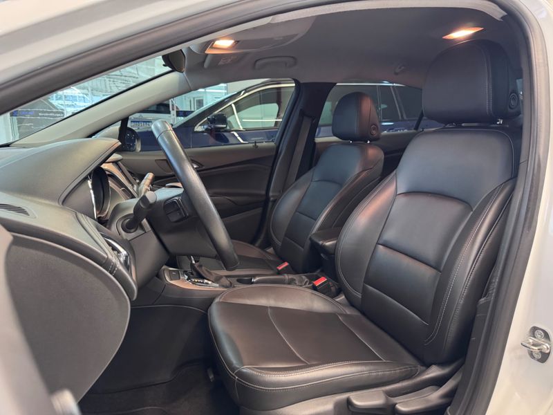 Chevrolet Cruze 1.4 Turbo Lt 16v 2022/2023 COVEL VEICULOS ENCANTADO / Carros no Vale Chevrolet Cruze 1.4 Turbo Lt 16v 2022/2023 COVEL VEICULOS ENCANTADO / Carros no Vale