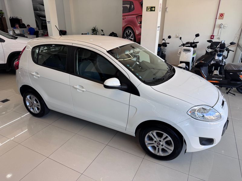 Fiat Palio Attract 1.4 2015/2016 COVEL VEICULOS ENCANTADO / Carros no Vale Fiat Palio Attract 1.4 2015/2016 COVEL VEICULOS ENCANTADO / Carros no Vale