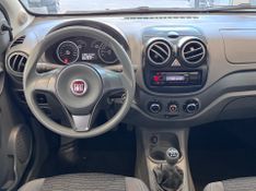 Fiat Palio Attract 1.4 2015/2016 COVEL VEICULOS ENCANTADO / Carros no Vale