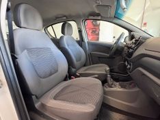 Fiat Palio Attract 1.4 2015/2016 COVEL VEICULOS ENCANTADO / Carros no Vale