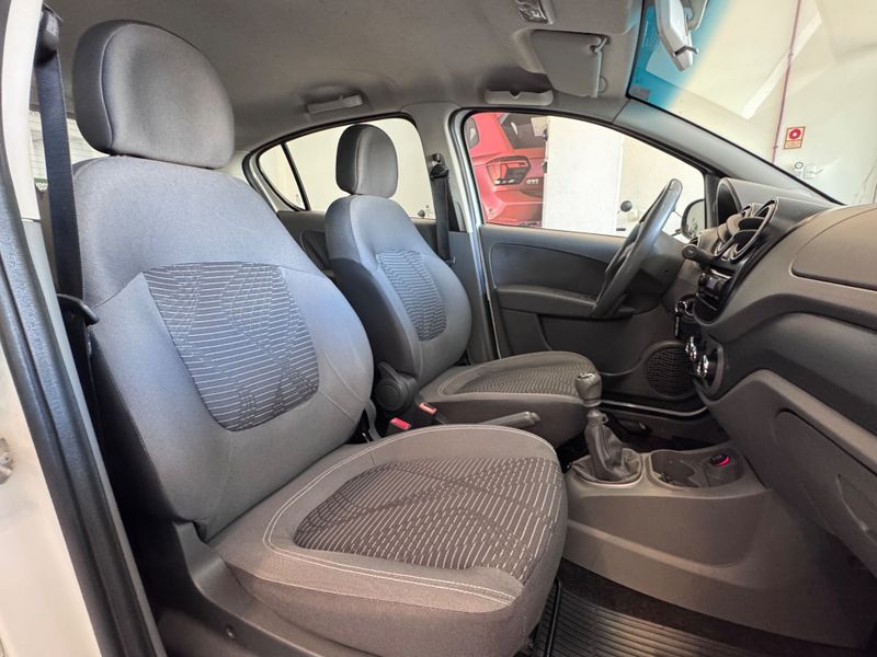 Fiat Palio Attract 1.4 2015/2016 COVEL VEICULOS ENCANTADO / Carros no Vale Fiat Palio Attract 1.4 2015/2016 COVEL VEICULOS ENCANTADO / Carros no Vale