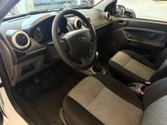 Ford Fiesta Sedan1.6flex 2012/2012 COVEL VEICULOS ENCANTADO / Carros no Vale