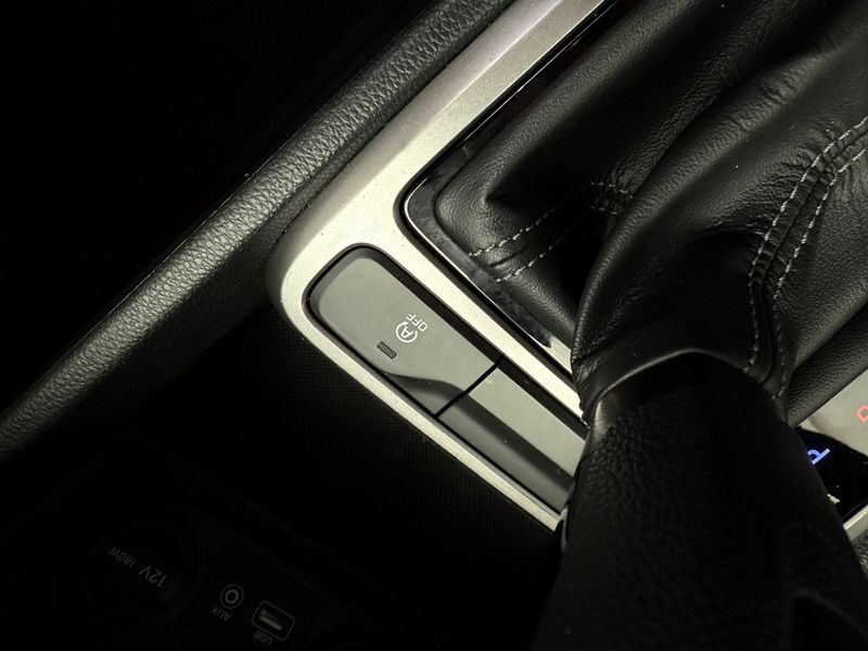 Hyundai Creta Smart 1.6 16v 2019/2020 COVEL VEICULOS ENCANTADO / Carros no Vale Hyundai Creta Smart 1.6 16v 2019/2020 COVEL VEICULOS ENCANTADO / Carros no Vale