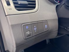 Hyundai Elantra Gls 1.8 16v 2012/2013 COVEL VEICULOS ENCANTADO / Carros no Vale