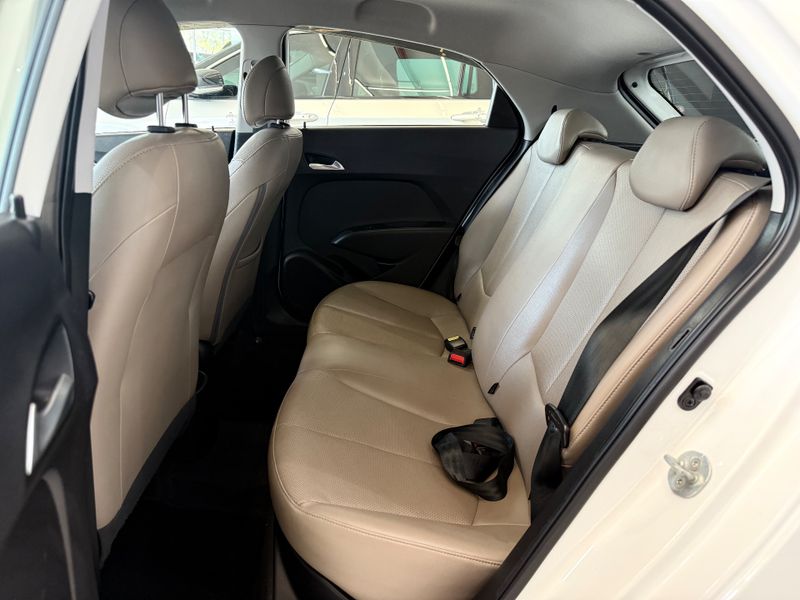 Hyundai Hb20 1 Million 1.6 16v 2018/2019 COVEL VEICULOS ENCANTADO / Carros no Vale Hyundai Hb20 1 Million 1.6 16v 2018/2019 COVEL VEICULOS ENCANTADO / Carros no Vale