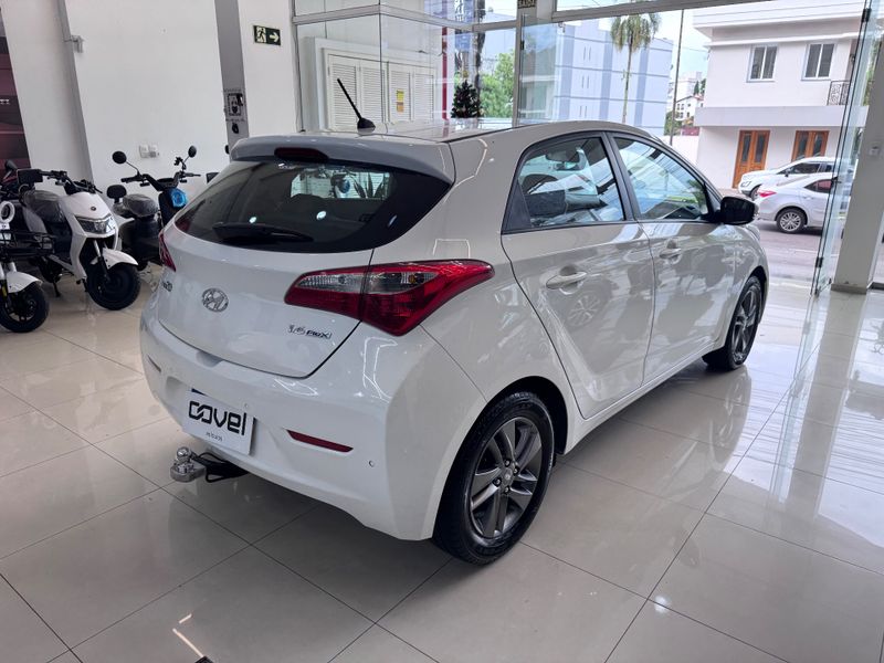 Hyundai Hb20 1.6a Prem 2012/2013 COVEL VEICULOS ENCANTADO / Carros no Vale Hyundai Hb20 1.6a Prem 2012/2013 COVEL VEICULOS ENCANTADO / Carros no Vale