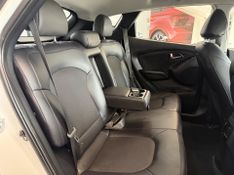 Hyundai Ix35 Gl 2.0 16v 2wd 2018/2019 COVEL VEICULOS ENCANTADO / Carros no Vale