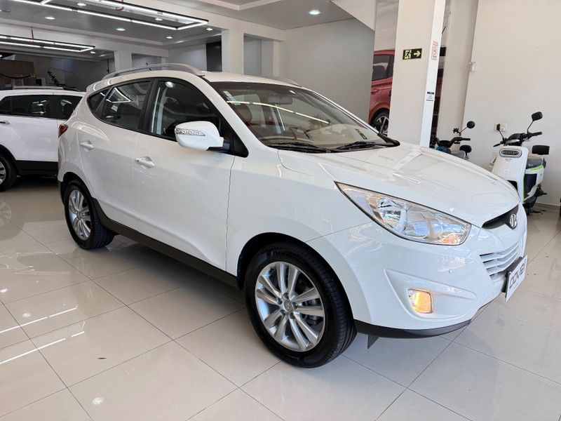 Hyundai Ix35 Gls 2.0 16v 2wd 2015/2016 COVEL VEICULOS ENCANTADO / Carros no Vale