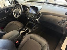 Hyundai Ix35 Gls 2.0 16v 2wd 2015/2016 COVEL VEICULOS ENCANTADO / Carros no Vale