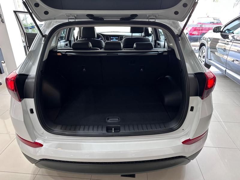 Hyundai Tucson 1.6 16v T-gdi Gl Ecoshift 2017/2018 COVEL VEICULOS ENCANTADO / Carros no Vale