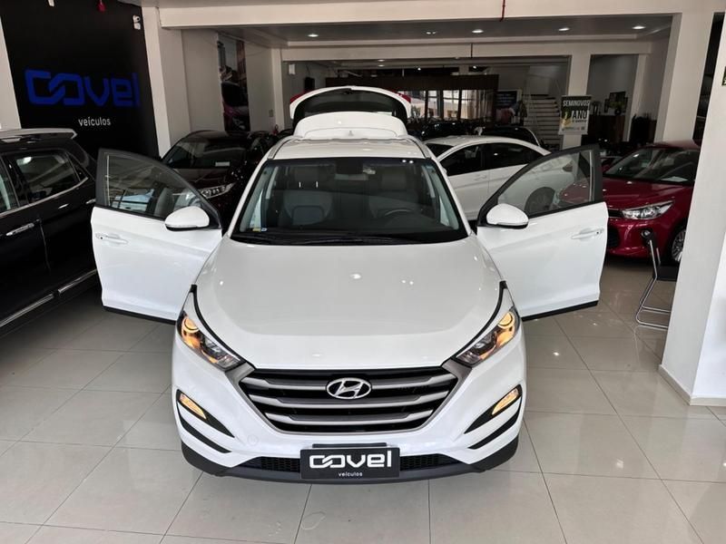 Hyundai Tucson 1.6 16v T-gdi Gl Ecoshift 2017/2018 COVEL VEICULOS ENCANTADO / Carros no Vale