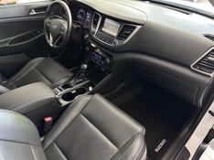 Hyundai Tucson 1.6 16v T-gdi Gl Ecoshift 2017/2018 COVEL VEICULOS ENCANTADO / Carros no Vale