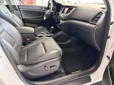 Hyundai Tucson 1.6 16v T-gdi Gl Ecoshift 2017/2018 COVEL VEICULOS ENCANTADO / Carros no Vale