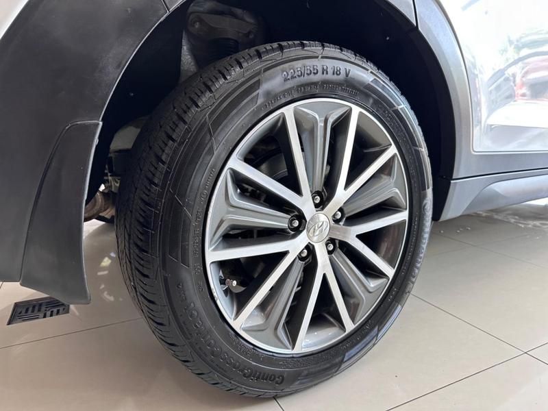 Hyundai Tucson 1.6 16v T-gdi Gl Ecoshift 2017/2018 COVEL VEICULOS ENCANTADO / Carros no Vale