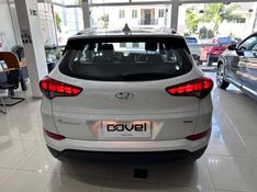 Hyundai Tucson 1.6 16v T-gdi Gl Ecoshift 2017/2018 COVEL VEICULOS ENCANTADO / Carros no Vale