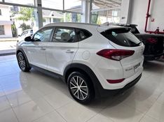 Hyundai Tucson 1.6 16v T-gdi Gl Ecoshift 2017/2018 COVEL VEICULOS ENCANTADO / Carros no Vale