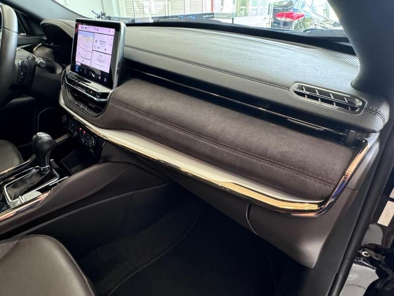 Jeep Commander Overland Td380 4×4 Turbo 2021/2022 COVEL VEICULOS ENCANTADO / Carros no Vale