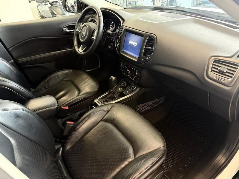 Jeep Compass Longitude 2.0 4×4 Dies 16v 2018/2018 COVEL VEICULOS ENCANTADO / Carros no Vale