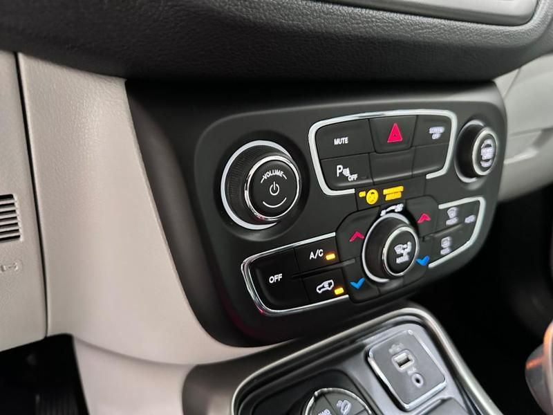 Jeep Compass Longitude 2.0 4×4 Dies 16v 2019/2019 COVEL VEICULOS ENCANTADO / Carros no Vale Jeep Compass Longitude 2.0 4×4 Dies 16v 2019/2019 COVEL VEICULOS ENCANTADO / Carros no Vale