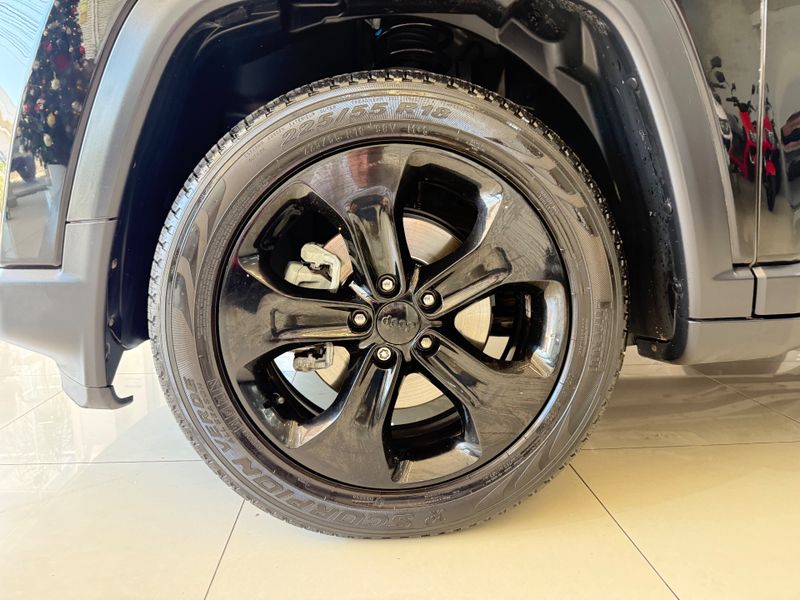 Jeep Compass Longitude 2.0 2017/2017 COVEL VEICULOS ENCANTADO / Carros no Vale Jeep Compass Longitude 2.0 2017/2017 COVEL VEICULOS ENCANTADO / Carros no Vale