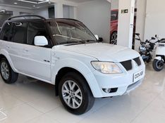 Mitsubishi Pajero Tr4 2.0 4×4 16v 140cv 2013/2014 COVEL VEICULOS ENCANTADO / Carros no Vale