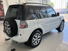 Mitsubishi Pajero Tr4 2.0 4×4 16v 140cv 2013/2014 COVEL VEICULOS ENCANTADO / Carros no Vale
