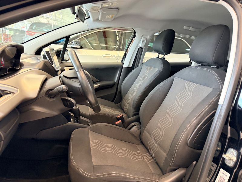 Peugeot 2008 Allure 1.6 16v 2018/2019 COVEL VEICULOS ENCANTADO / Carros no Vale Peugeot 2008 Allure 1.6 16v 2018/2019 COVEL VEICULOS ENCANTADO / Carros no Vale