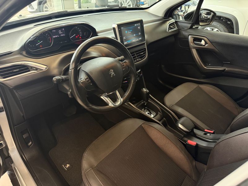 Peugeot 2008 Griffe 1.6 16v 2019/2020 COVEL VEICULOS ENCANTADO / Carros no Vale