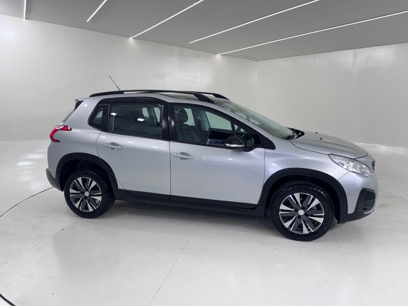 Peugeot 2008 Griffe 1.6 16v 2019/2020 COVEL VEICULOS ENCANTADO / Carros no Vale