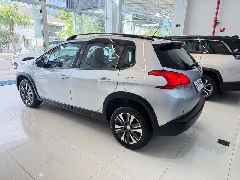Peugeot 2008 Griffe 1.6 16v 2019/2020 COVEL VEICULOS ENCANTADO / Carros no Vale