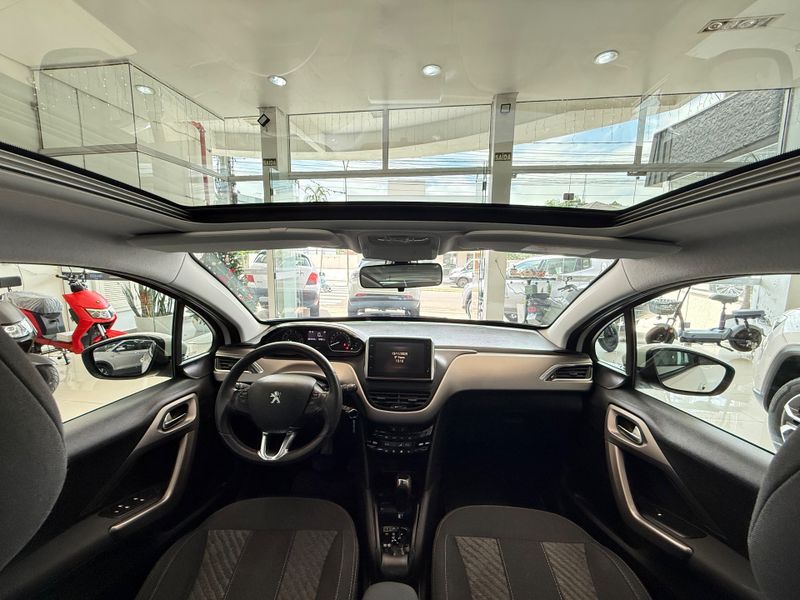 Peugeot 208 1.6 Griffe 16v 2018/2019 COVEL VEICULOS ENCANTADO / Carros no Vale