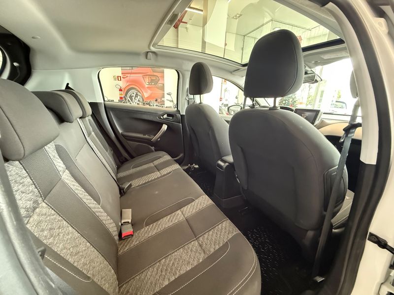 Peugeot 208 1.6 Griffe 16v 2018/2019 COVEL VEICULOS ENCANTADO / Carros no Vale