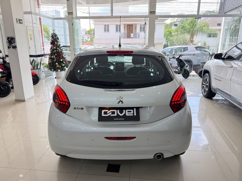 Peugeot 208 1.6 Griffe 16v 2018/2019 COVEL VEICULOS ENCANTADO / Carros no Vale