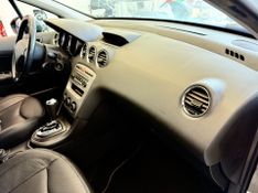 Peugeot 408 Allure 2.0 16v 2011/2012 COVEL VEICULOS ENCANTADO / Carros no Vale