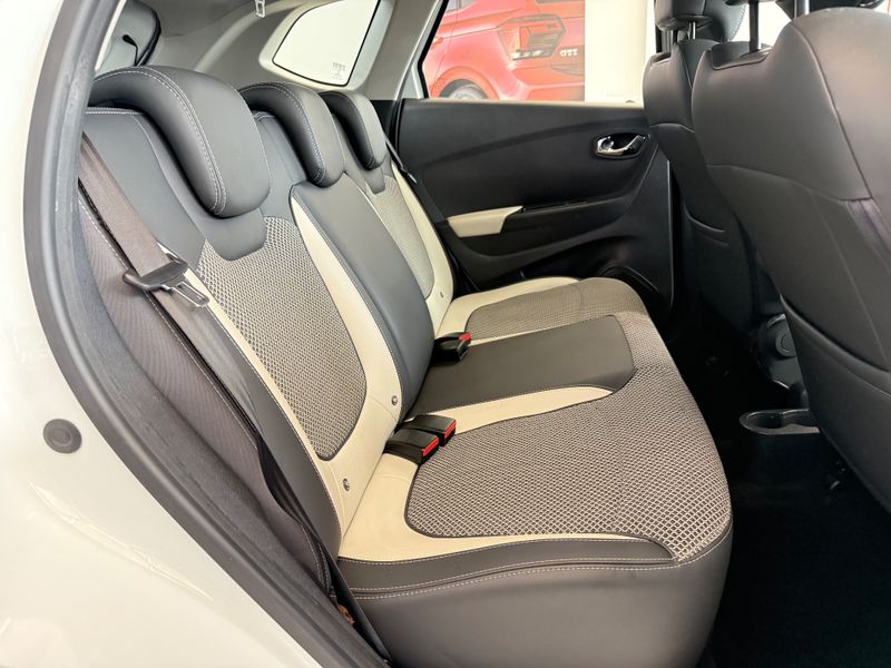 Renault Captur Intense 1.6 16v 2018/2018 COVEL VEICULOS ENCANTADO / Carros no Vale Renault Captur Intense 1.6 16v 2018/2018 COVEL VEICULOS ENCANTADO / Carros no Vale