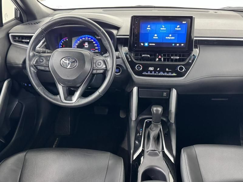 Toyota Corolla Cross Xre 2.0 16v 2023/2024 COVEL VEICULOS ENCANTADO / Carros no Vale