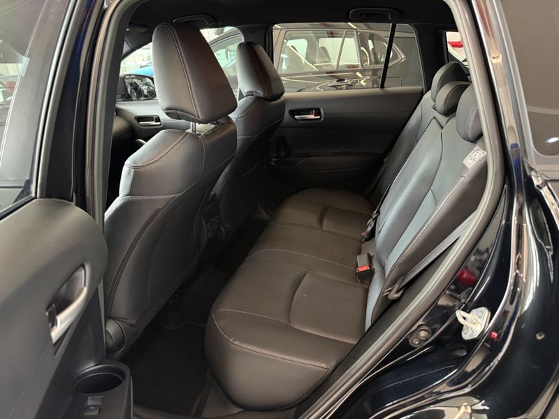 Toyota Corolla Cross Xre 2.0 16v 2023/2024 COVEL VEICULOS ENCANTADO / Carros no Vale