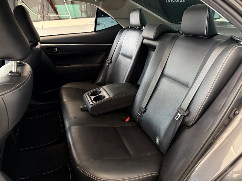 Toyota Corolla Xei 2.0 16v 2018/2019 COVEL VEICULOS ENCANTADO / Carros no Vale Toyota Corolla Xei 2.0 16v 2018/2019 COVEL VEICULOS ENCANTADO / Carros no Vale