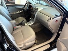 Toyota Corolla Xei 2.0 2013/2014 COVEL VEICULOS ENCANTADO / Carros no Vale